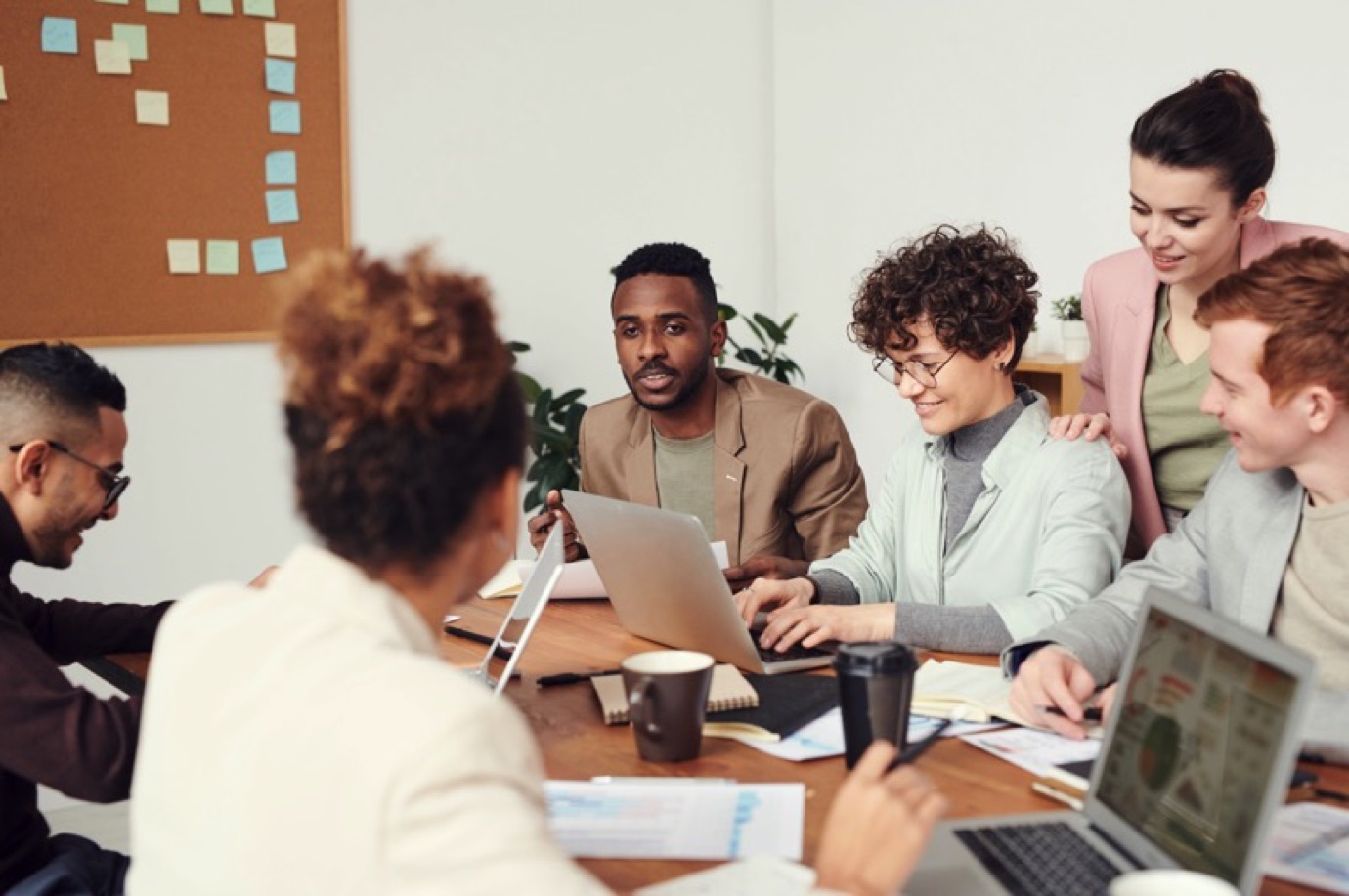 pexels-fauxels-3184339